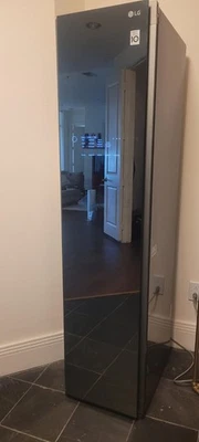 LG Styler S3MFBN, usado pero en perfecto estado. Sin caja. Solo recogida local. Foto 1 de 4