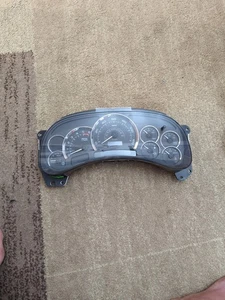 03-06 Cadillac Escalade Speedometer Instrument Gauge Cluster 2003-2006 OEM GM - Picture 1 of 6