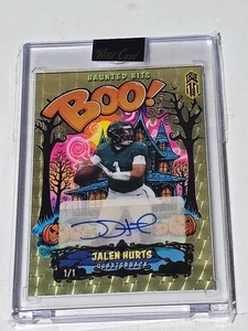 Jalen Hurts 2025 Wild Card Haunted Hits Boo! Gold Vinyl Auto 1/1 Eagles  - Picture 1 of 9