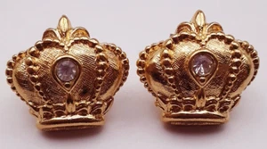 Pendientes Avon Vintage Corona Poste 0.6" Tono Dorado Estrás Pierce - Imagen 1 de 6