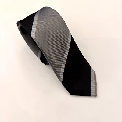 Corbata Penguin 100 % seda a rayas negra y gris 2,25” x 62” clásica neutra Foto 1 de 4