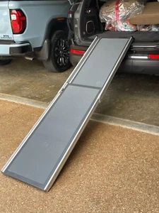 PetSafe Happy Ride Telescoping Dog Ramp X-Large Extends 47" to 87' Used 2 Times - Picture 1 of 11