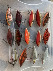 VINTAGE LOT 14 LIPPENLOSE CRANKBAITS RAT-L-TRAP KÖDER GEMISCHT BILL LEWIS RASSEL 3/4 - Bild 1 von 17