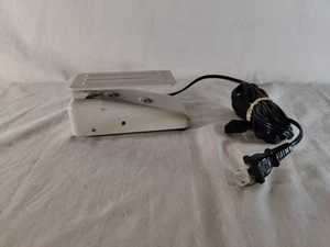 Kenmore Sewing Machine Foot Control Pedal Speed Controller 3-Prong Model 6812 - Picture 1 of 13
