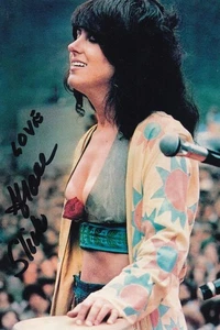 Grace Slick Signed Autographed 4x6 Photo Jefferson Airplane Singer White Rabbit - Picture 1 of 2