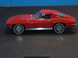 Franklin come nuova 1963 Chevrolet Corvette 1:24 auto pressofusa senza scatola documenti. - Foto 1 di 6