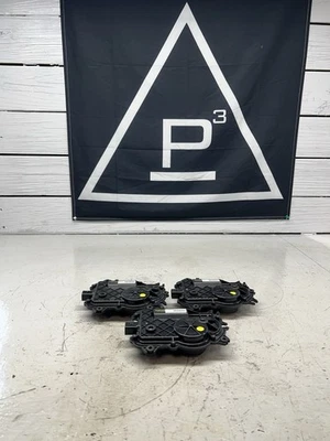 04-10 Actuador de bloqueo de pestillo de puerta de cierre suave derecho/izquierdo Audi A8 S8 4E0837059 OEM Foto 1 de 4