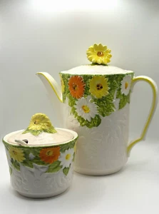 Vintage Lefton Japan Hand Painted Ceramic Daisy Coffee Pot And Sugar Bowl Set - Picture 1 of 14