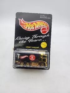 Remolque de montaña Hot Wheels 1995 edición limitada 8000 carreras dorado vintage Mattel - Imagen 1 de 3