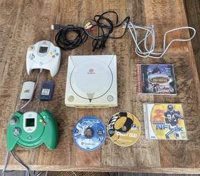 SEGA Dreamcast Console w/ 2 Controllers, cables, Mem Card, Games