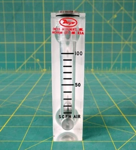 Dwyer Series Model VFA-8 Flowmeter P/N VFA-8-S846 - Picture 1 of 8