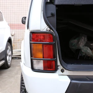 Marco protector de lámpara trasera de coche de aleación de aluminio para LADA NIVA MK II - Imagen 1 de 5