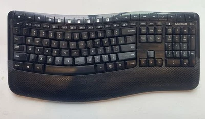 Microsoft Wireless Comfort Keyboard 5000 Model 1394 - No Dongle - Image 1 of 3