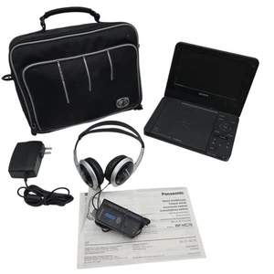 Sony 7” Portable DVD Player DVP-FX730 PWR Adapter Bag & Headphones Bundle Tested - Picture 1 of 18