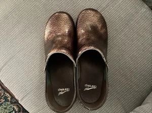 Dansko Women’s Clogs Sz 43 L12 Preowned - Picture 1 of 6