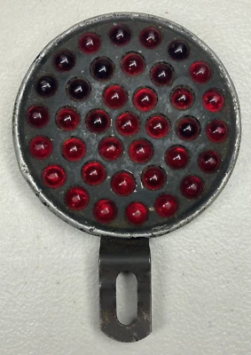 Vtg Persons Majestic No 337 Red Glass Marble Reflector Auto License Plate Topper - Imagem 1 de 4