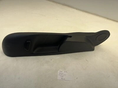 Cubierta del panel de moldura del asiento inferior delantero izquierdo Volkswagen Jetta Wagon 2011-2014 OEM. Foto 1 de 4