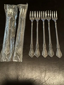 Oneida Kennett Square Distinction Deluxe HH Stainless Cocktail Forks Set Of 7 - Picture 1 of 11