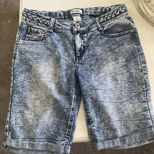 Mudd Shorts Size 14 For Girls - Picture 1 of 4