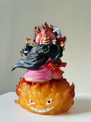 One Piece  Big Mom 25cm PVC Anime Figure NEW - Imagen 1 de 4