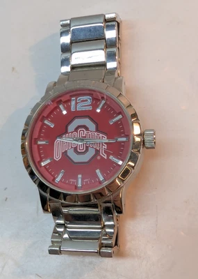 Reloj Ohio State Buckeyes College Team Hombre Acero Inoxidable Tono Plateado Japón Foto 1 de 4