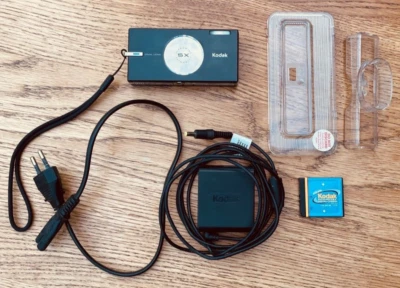 KODAK EasyShare V705 * Foto Kompaktkamera Digitalkamera Dual Lens * Schwarz - Bild 1 von 4