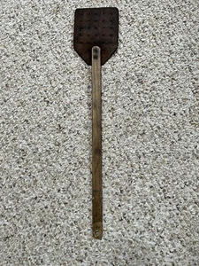 Antiker Holzgriff Fliege Swatter Lederbezug - Bild 1 von 5