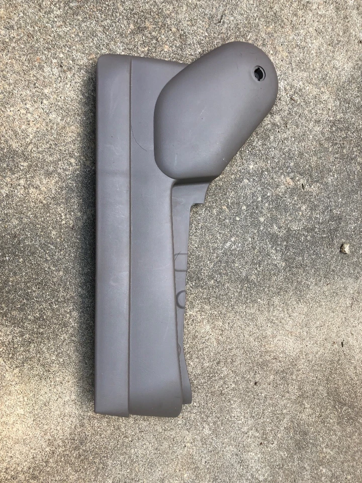 Guarnição do assento dianteiro lateral do passageiro Nissan Murano 2003-2004-200502–6-2007 - Imagem 1 de 1