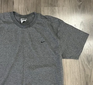 Vintage Nike T-Shirt Y2k 90s Silver Tag Herren XL Grau Brust Swoosh - Bild 1 von 6