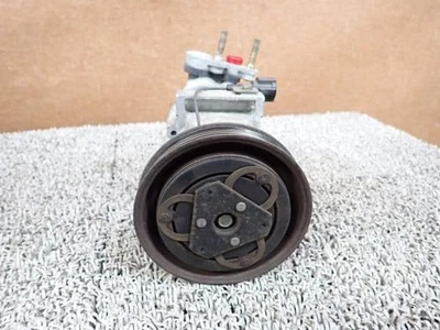 Compresor de aire acondicionado Nissan Cube 2003 UA-BNZ11 92600AX010 [Usado] [PA97166818] - Imagen 1 de 4