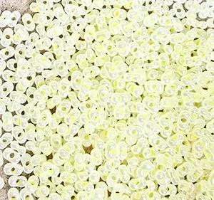 10gms Matsuno Peanut (Farfalle) Beads - 2 x 4mm - Colour PS-333 Pretty Lemon - Picture 1 of 3