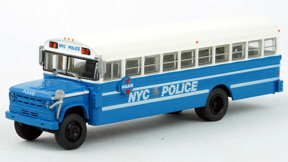 Brekina Dodge S600 NYPD No. 61333 1/87 /BRN1683