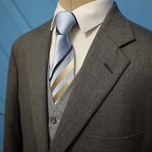 Bespoke Tom James Sport Coat 42R Gray Flannel 2 Button Surgeon Cuff Blazer - Picture 1 of 17