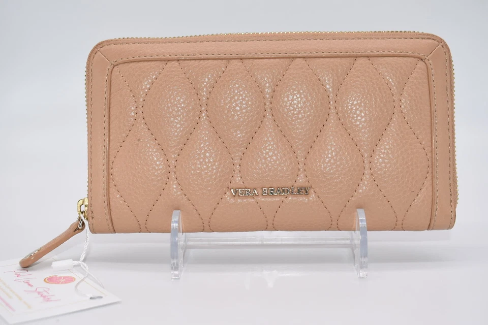 Cartera Vera Bradley Georgia de cuero acolchado en color nude Foto 1 de 4