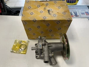 Pompa Acqua Originale Renault R14 - Foto 1 di 4