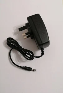 13.5v Charger for Snap-on EEMS343 Triton D8 Scanner Lab Scope 8-32v 22w 5.5*2.5 - Picture 1 of 3