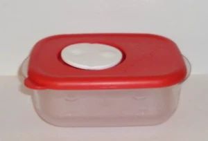Tupperware Rock N Serve Gefrierschrank Mikrowelle Schüssel 1 Tasse rechteckig klar & rot Neu - Bild 1 von 2