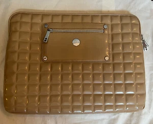 Knomo London 10x14" Tan Bubble Quilted Laptop Sleeve Case - Picture 1 of 7