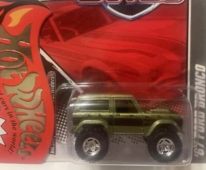 Hot Wheels Garage 67 Ford Bronco 🔥 RARE 🔥 Army Green Version With Real Riders - Picture 1 of 4
