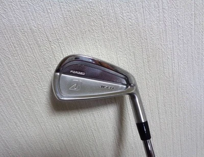 Bridgestone J15 CB 4 iron MODUS3 TOUR120 S with CADERO grip - Image 1 of 4