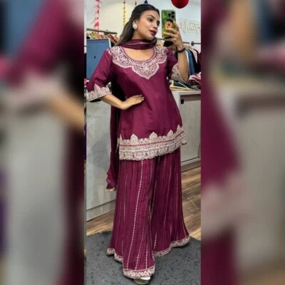 HERMOSO TRAJE SHARARA ELEGANTE DE SEDA CHINNON PESADO CON DUPATTA PARA RECEPCIÓN Foto 1 de 4