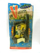  V VISITOR SPACE GUN PISTOL MIKE DONOVAN 1980'S MIB BRAND RUESTES