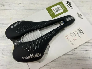 Selle Italia MAX SLR Boost Gel Superflow 155x248mm TI316 Rail Road Saddle - Picture 1 of 8