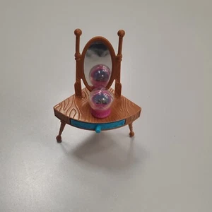 Disney Frozen Mini Doll Set Magiclip Magic Clip Ricambio Tavolo e Snowglobe - Foto 1 di 8