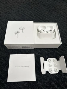 Airpods Pro 2nd Generation with Wireless Charging case (Lighting) - Photo 1 sur 4