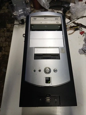 Computer amd sempron non funzionante Solo X  ricaricambi - Immagine 1 di 4