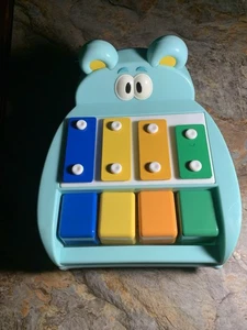 Little Tikes Blue Hippo 4 Tasten Klavier Xylophon Tap-A-Tune - Bild 1 von 18