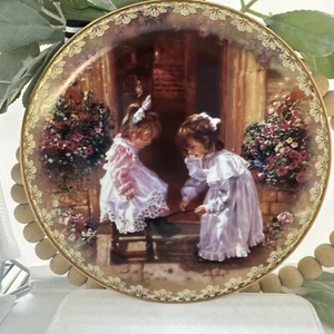 Collector plate RECO Sister's Touch By Sandra Kuck Sisters Love Forever MINT - Picture 1 of 5