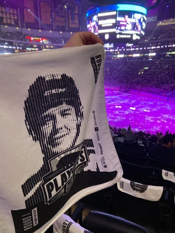 Los Angeles Kings Towel Stanley Cup Playoffs Round 1 Game 6 5/12 Dustin Brown Cover