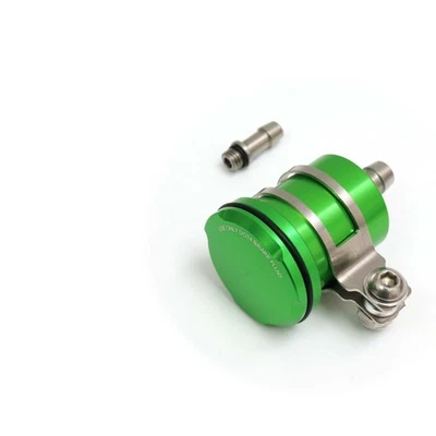 Vaso depósito aceite líquido de frenos trasero verde para Kawasaki Ninja ZX-7R 96-03 02 Foto 1 de 4